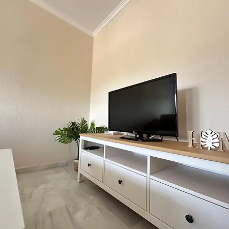 La Almadraba Segunda Pista Apartment